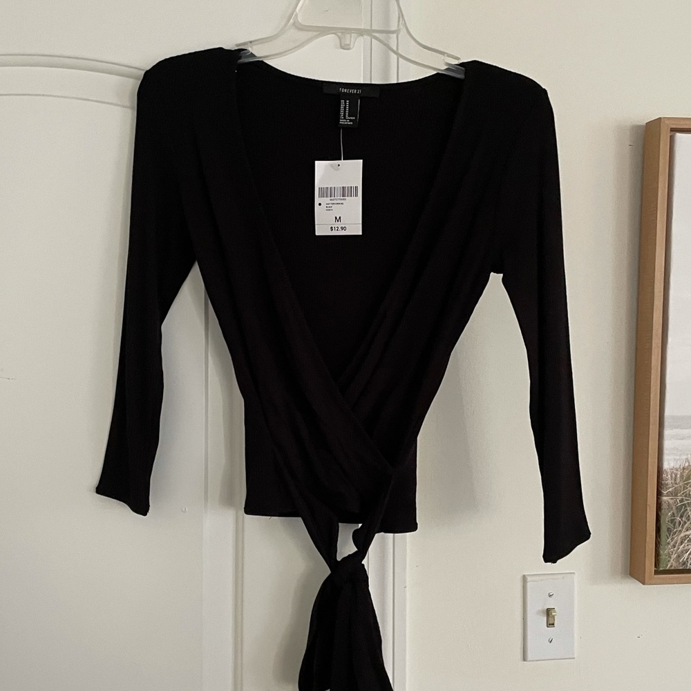 FOREVER 21 LONG SLEEVE TOP